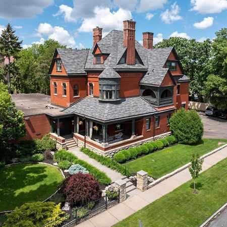 The New Victorian Mansion Bed & Breakfast Saint Paul Kültér fotó